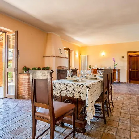 Lydia By Interhome 펜션 몸바루초